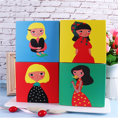 Cartoon macaron box