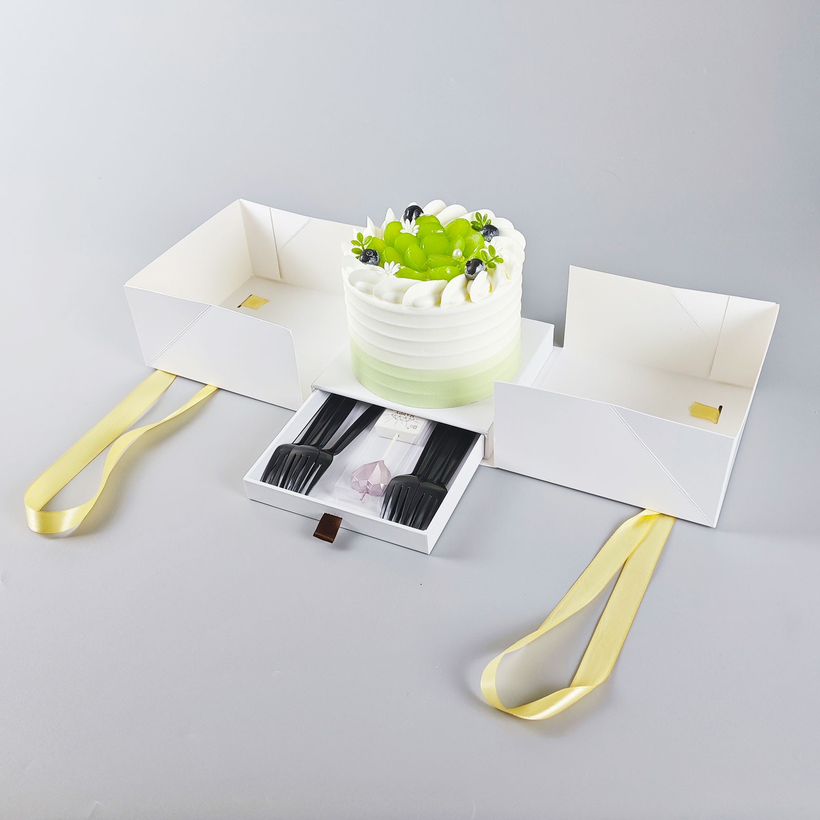 Transparent Cake Box